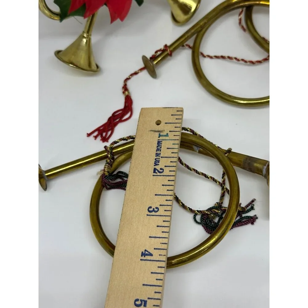 VTG Brass Trumpet Horns‎ Christmas Decor Set 4 Gold Tone Poinsettia Wreath 4